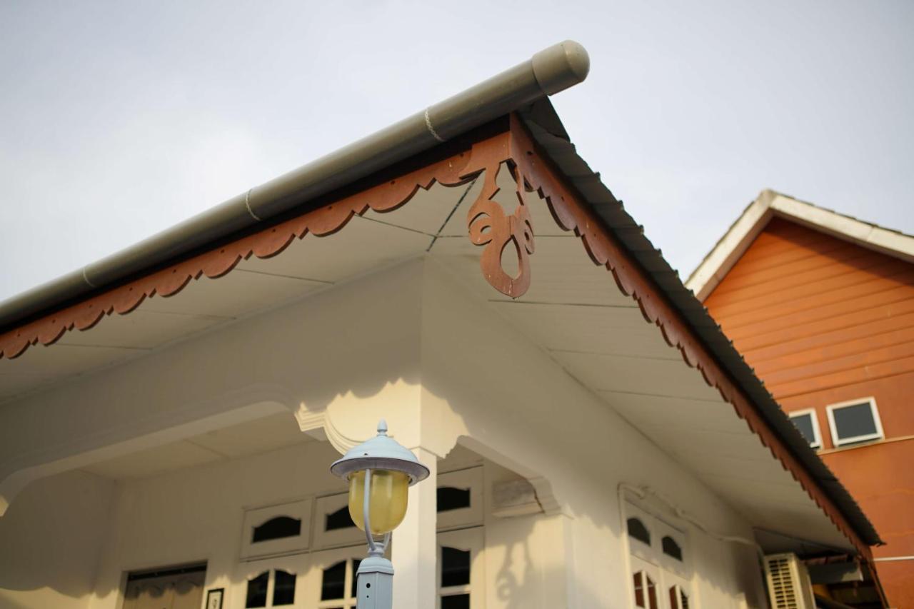 Vagary Pangkor Hotel Pekan Pangkor Exterior photo